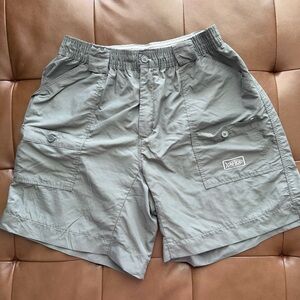 AFTCO Men's Gray Cargo Shorts with Button-Flap Pockets EUC